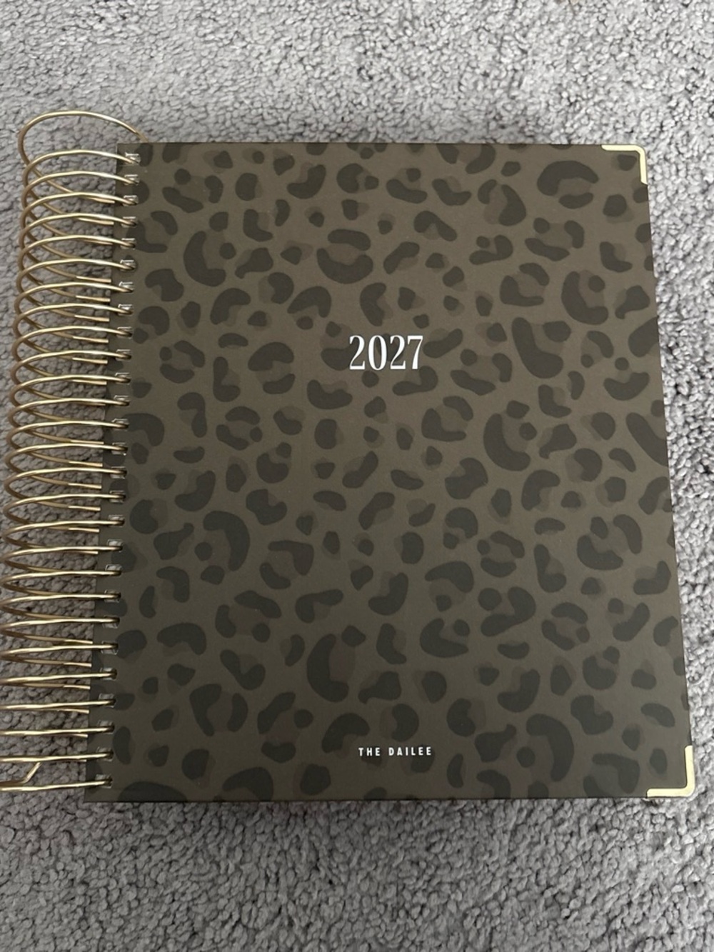 The dailee 2027 cheetah Planner